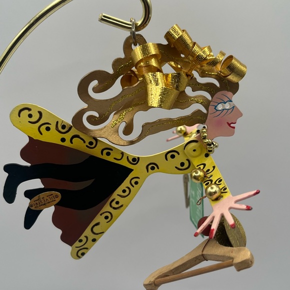 KAREN ROSSI SILVESTRI Flight "Charge It" Multicolor Metal Ornament - Picture 3 of 5